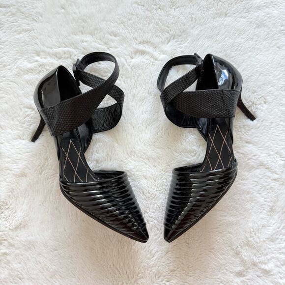 Louis Vuitton women shoes size 39 Authentic Retail 1200$